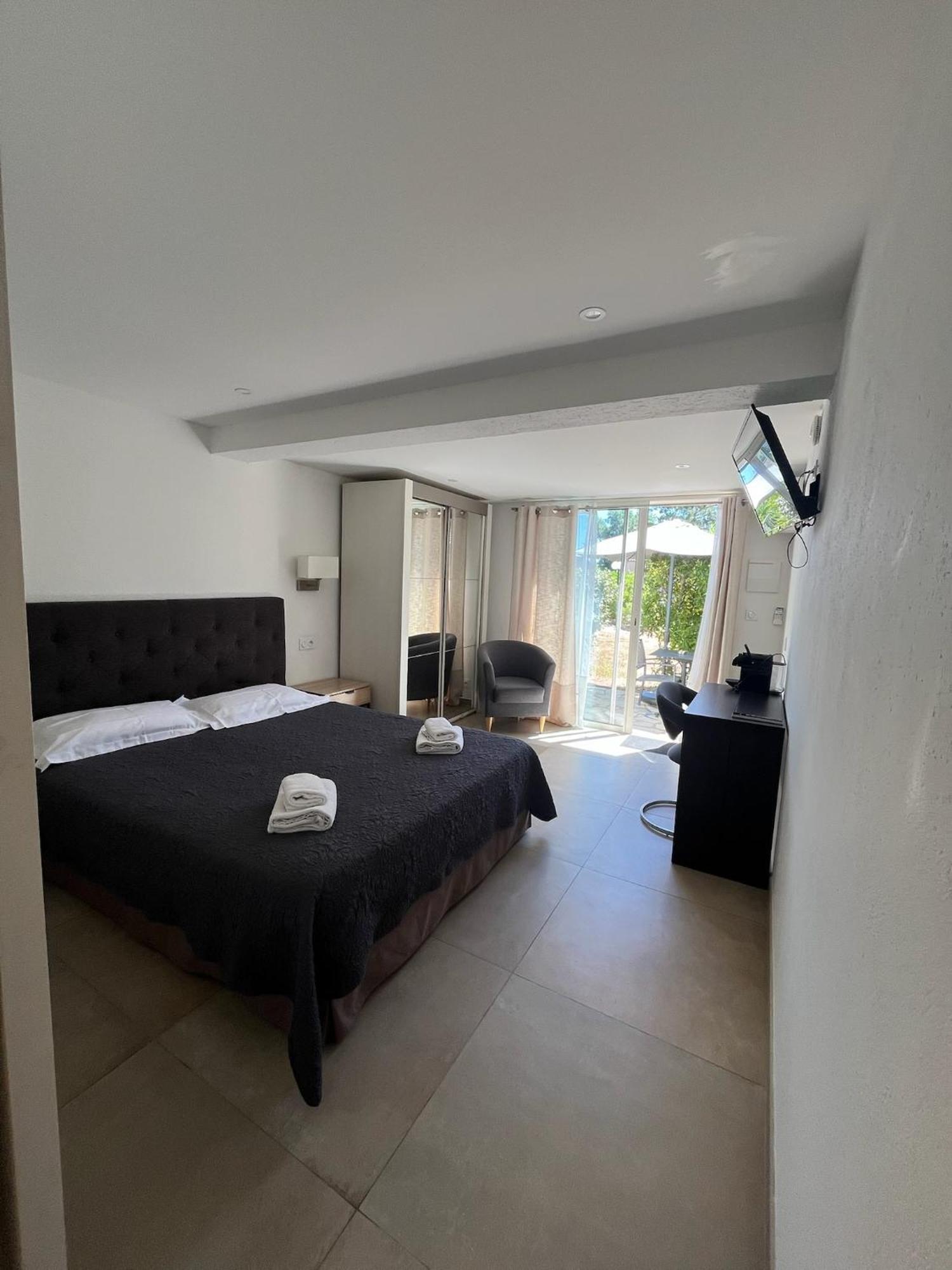 Residence Les Cigales Порто-Веккьо Экстерьер фото